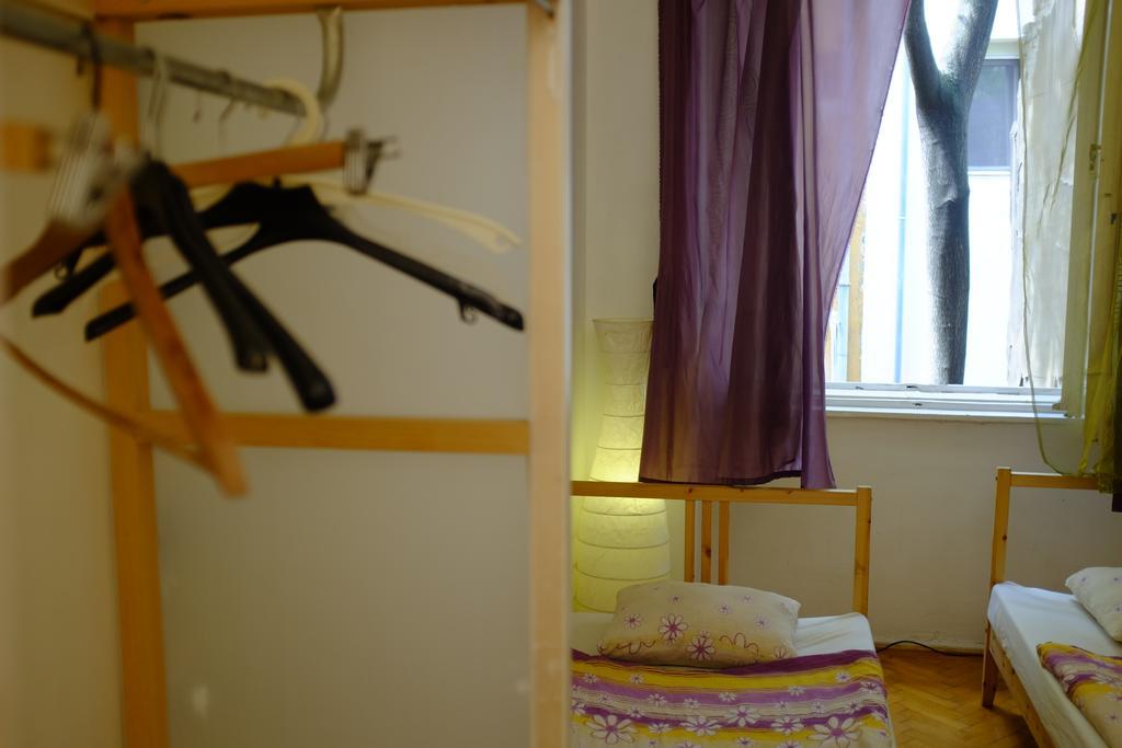 Downtown Hostel Budapest Bagian luar foto