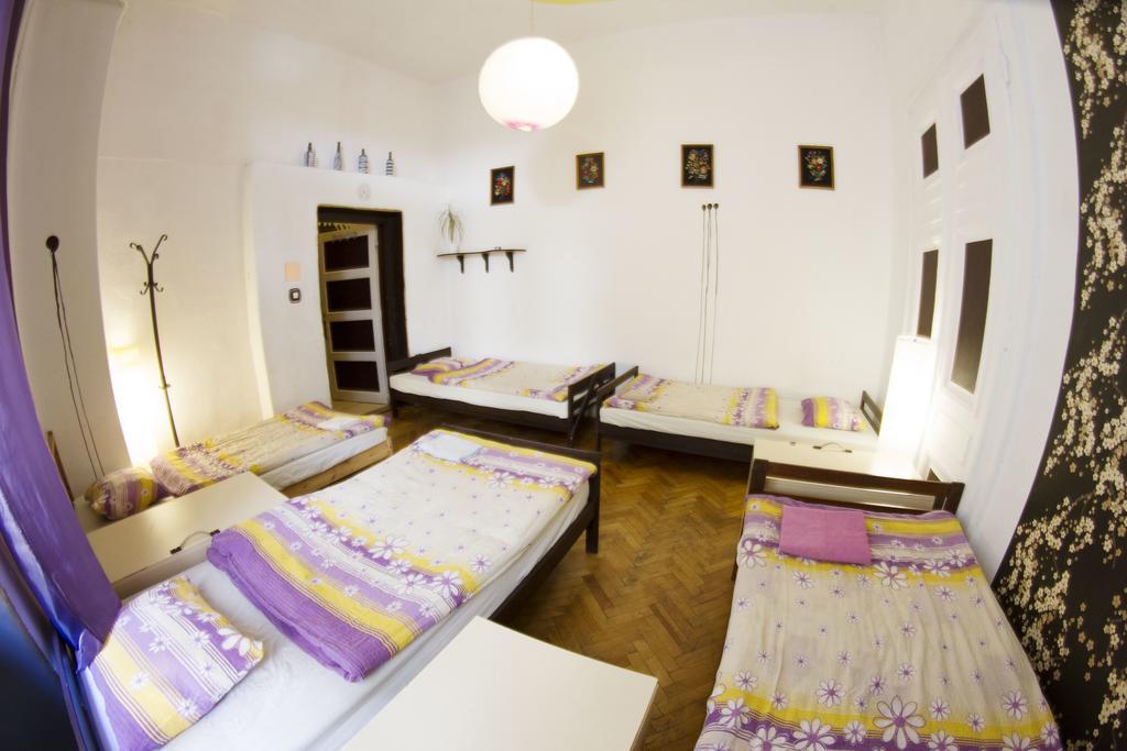 Downtown Hostel Budapest Bagian luar foto
