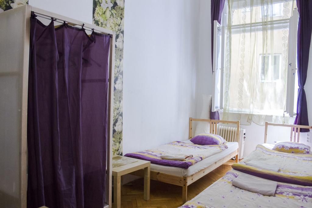 Downtown Hostel Budapest Bagian luar foto