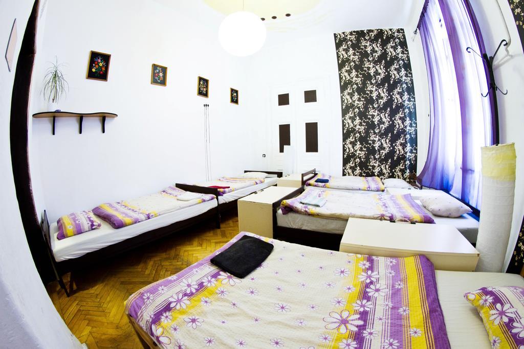 Downtown Hostel Budapest Bagian luar foto