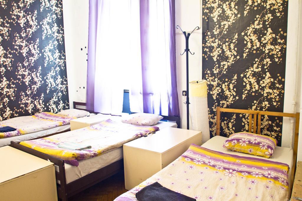 Downtown Hostel Budapest Bagian luar foto