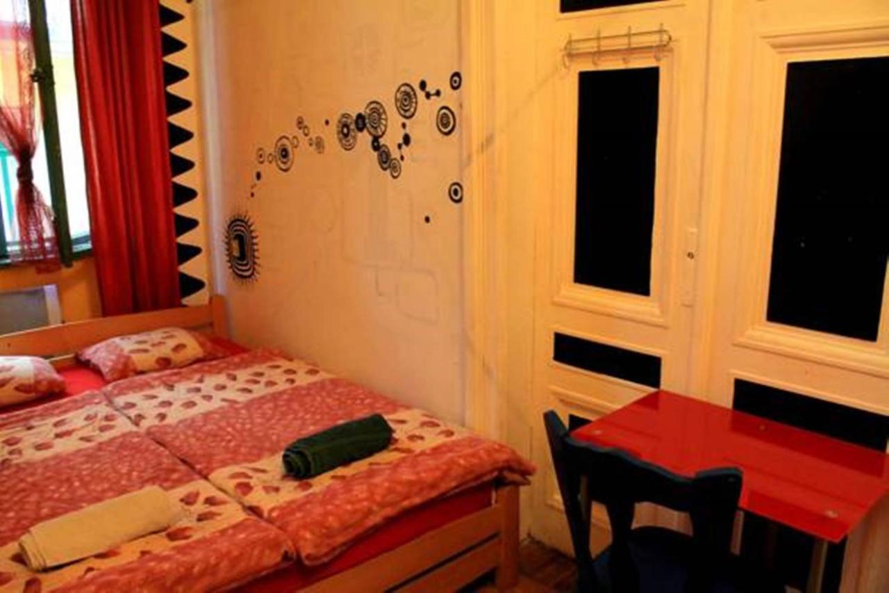 Downtown Hostel Budapest Ruang foto